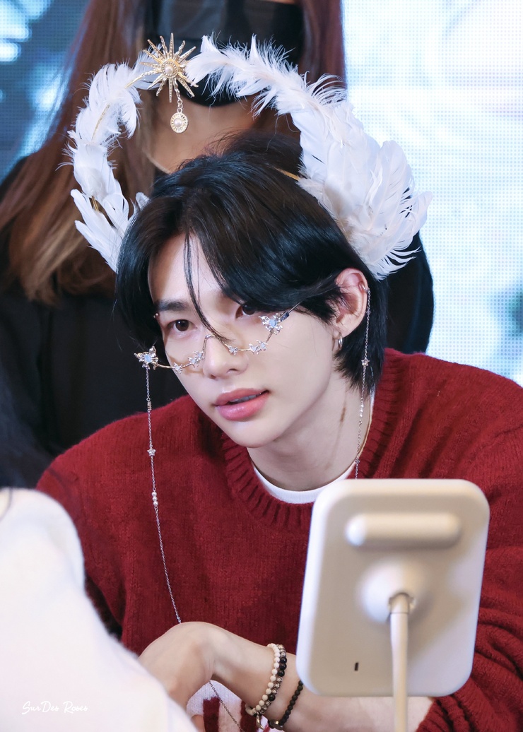 Hyun-Jin Hwang
