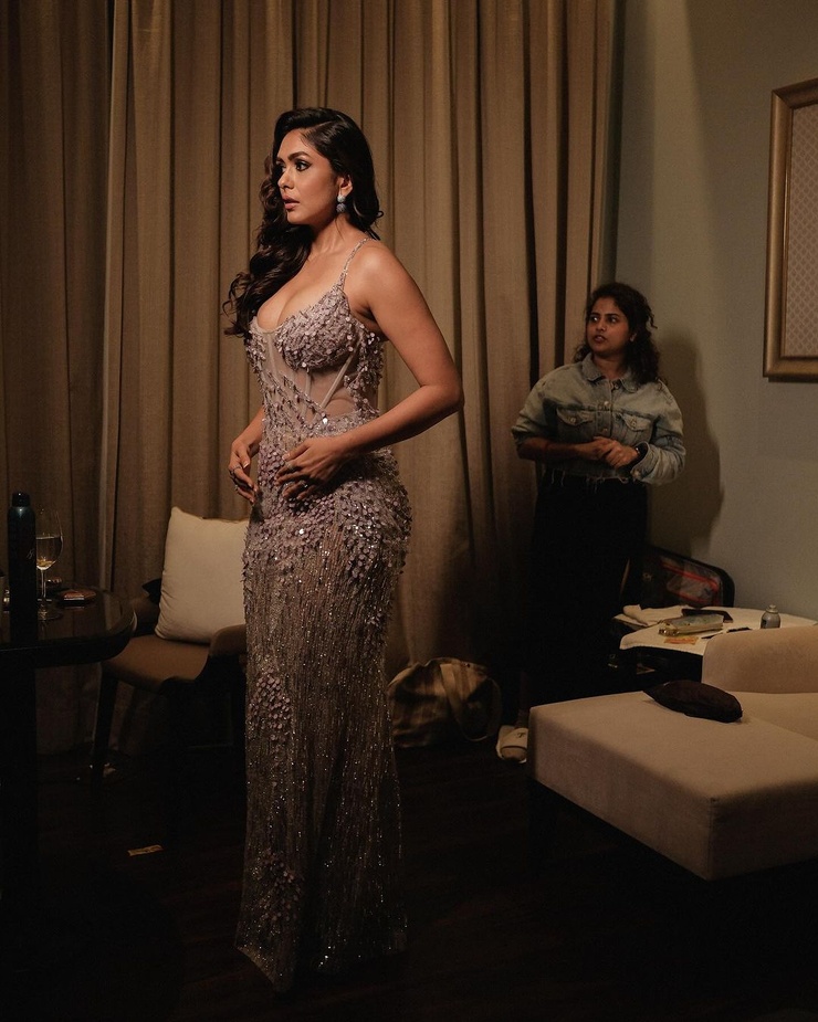 Mrunal Thakur
