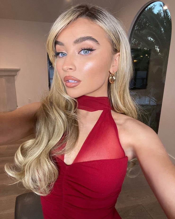 Sabrina Carpenter Sabrina Carpenter