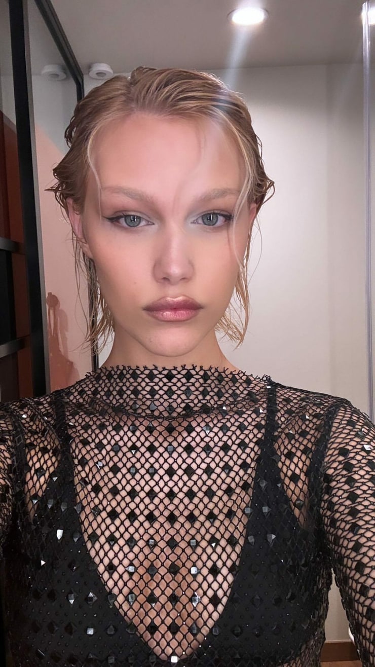Grace vanderwaal picture