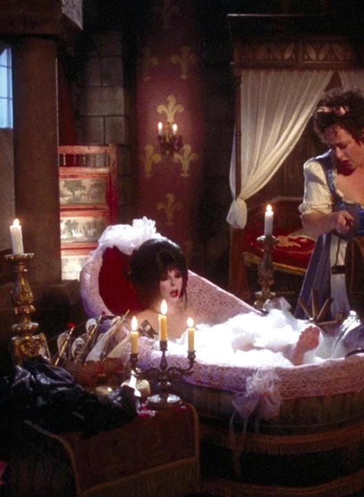 Elvira's Haunted Hills