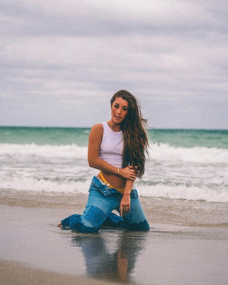 Picture of Sydney Lint