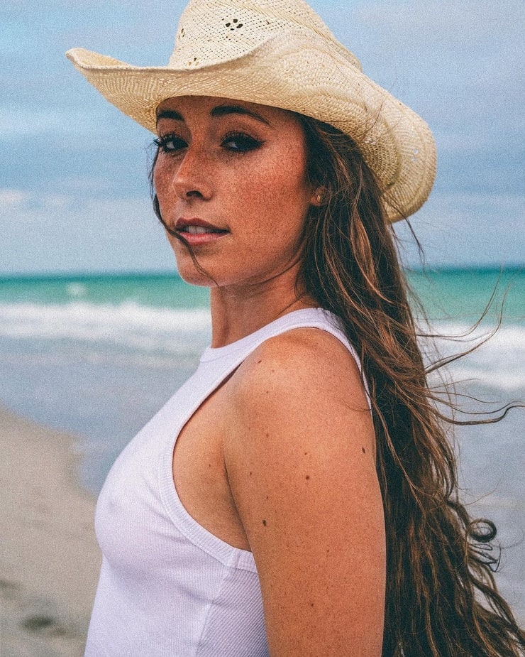 Picture of Sydney Lint