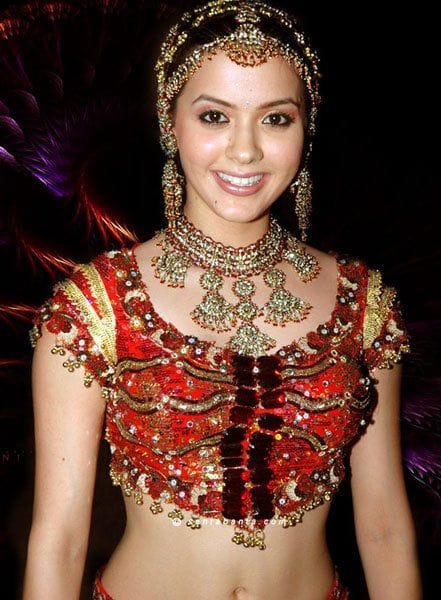 Isha Sharvani Isha Sharvani