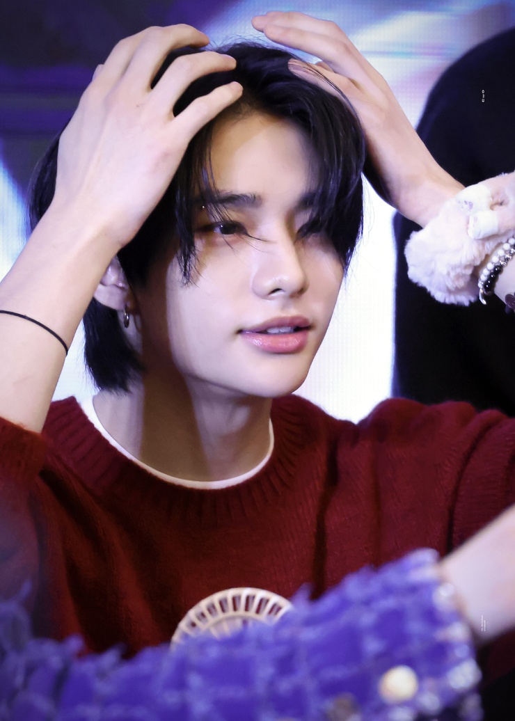 Hyun-Jin Hwang