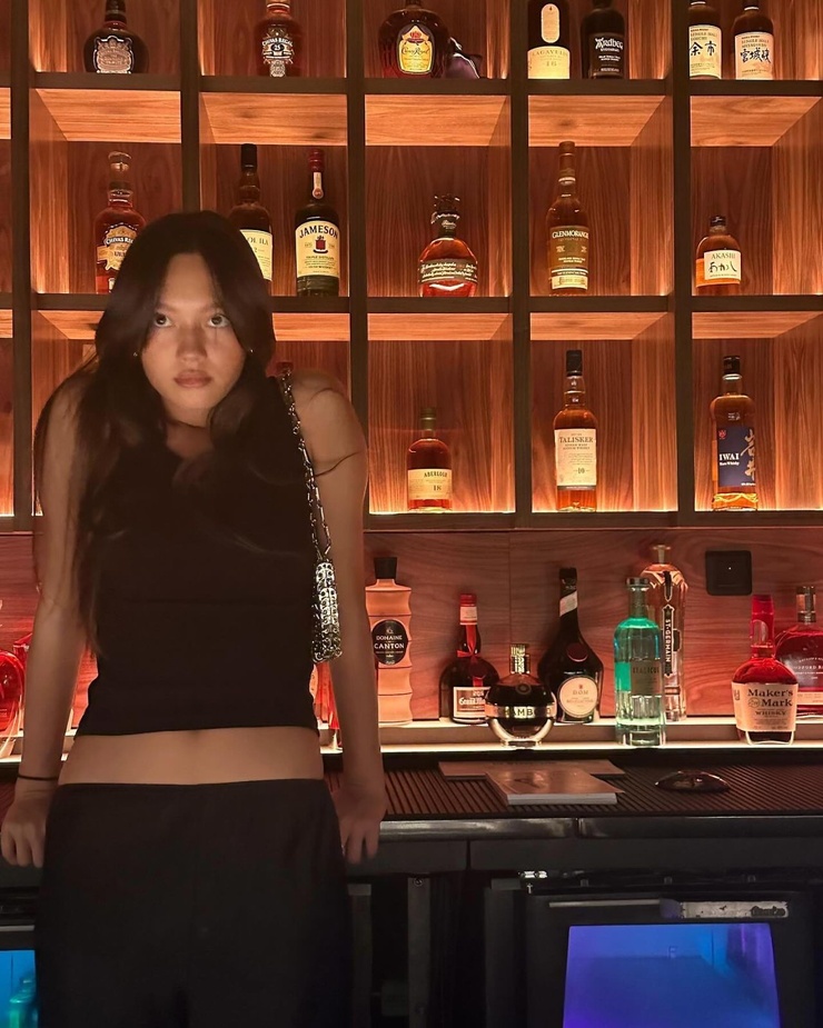 Lily Chee Lily Chee
