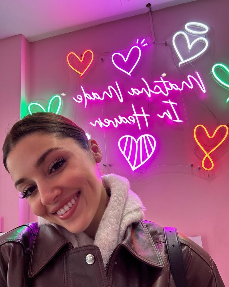 Hande Erçel Hande Erçel