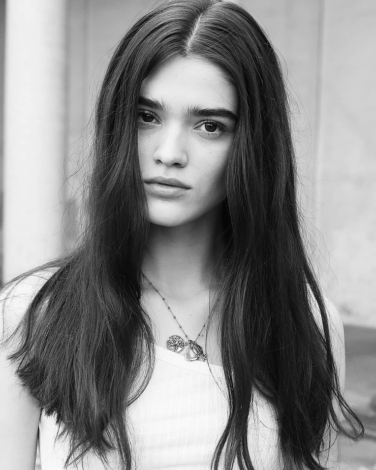 Alexandra Micu