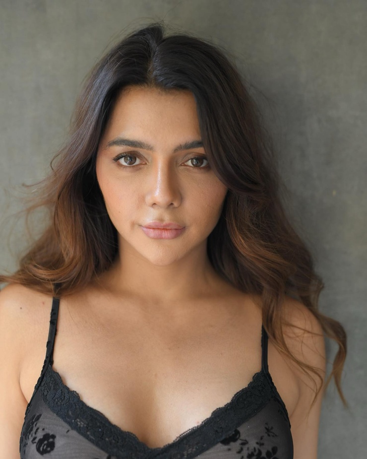 Ruhi Singh