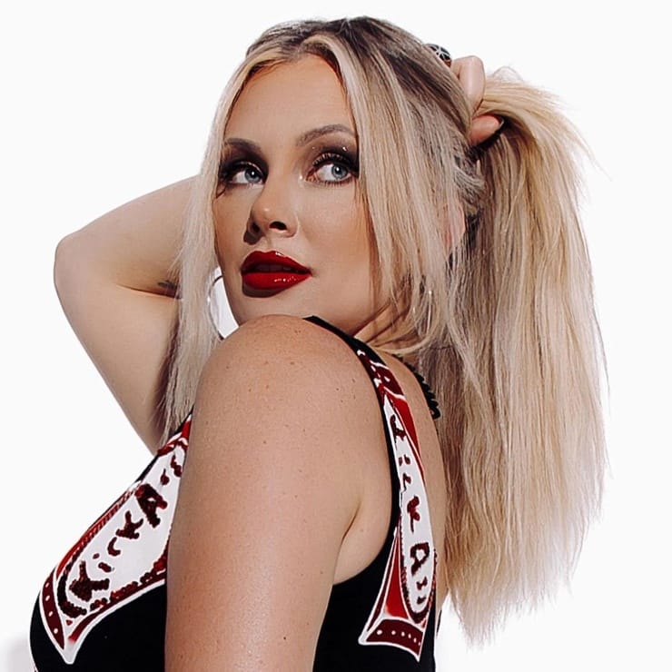 Nicole Arbour