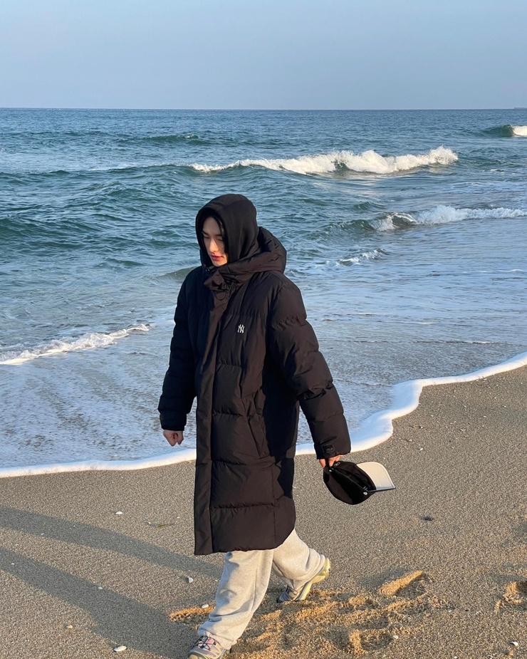 Hyun-Jin Hwang