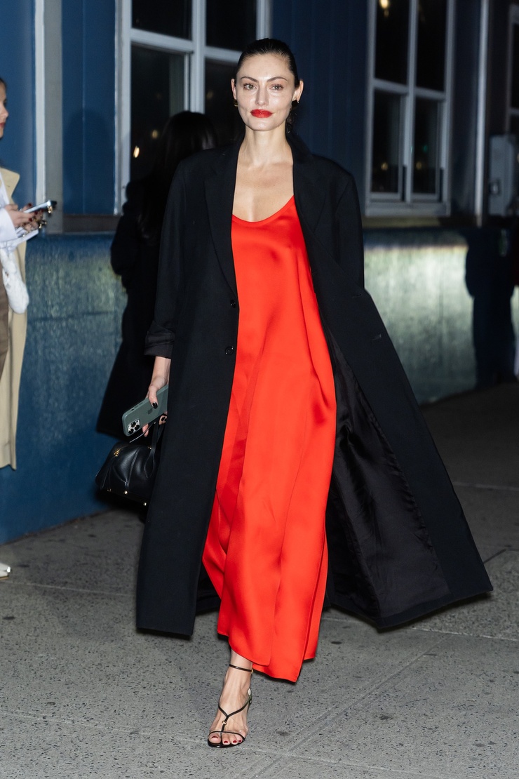 Phoebe Tonkin