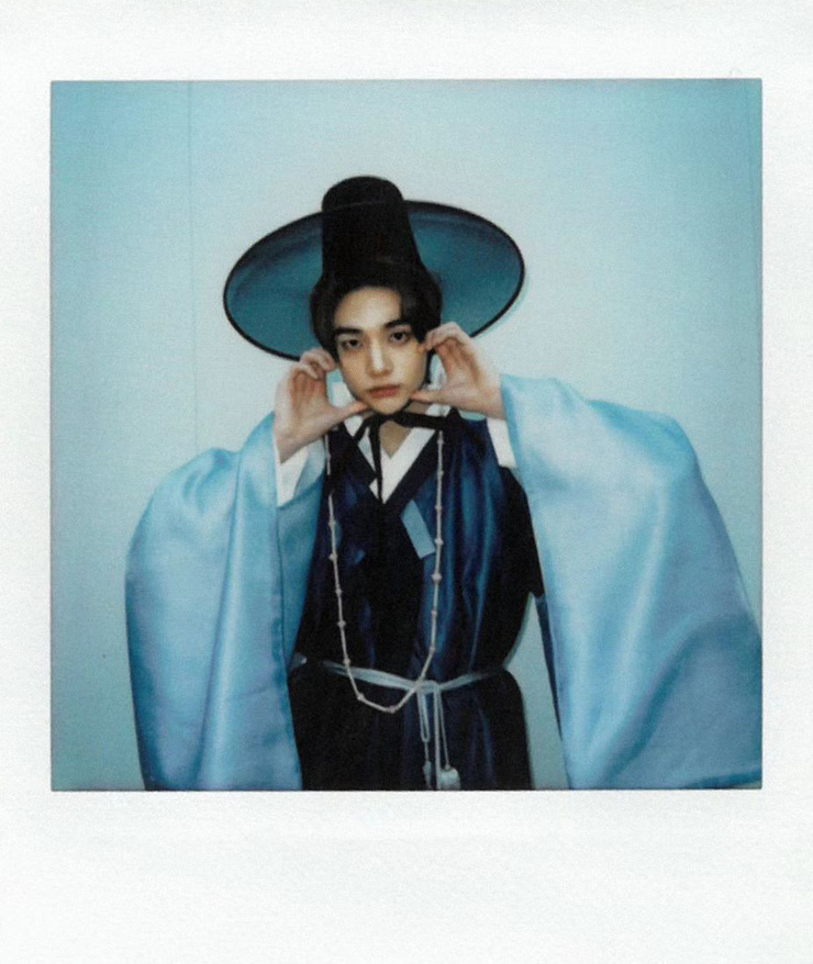 Hyun-Jin Hwang