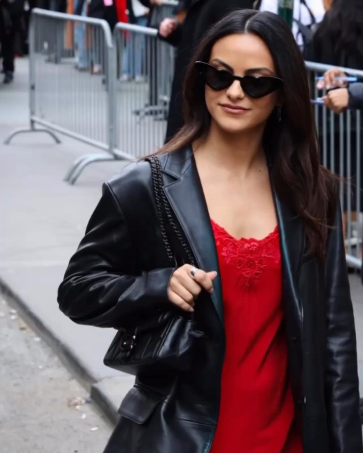 Camila Mendes