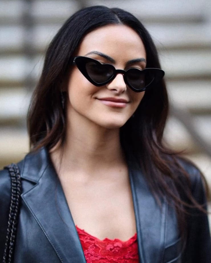 Camila Mendes