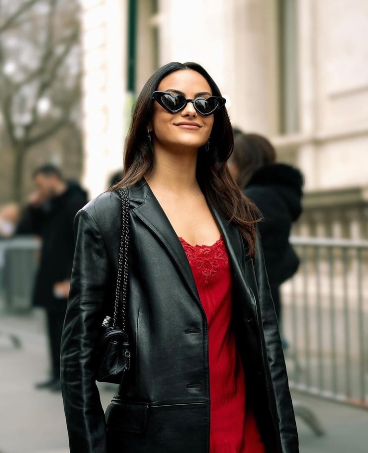 Camila Mendes