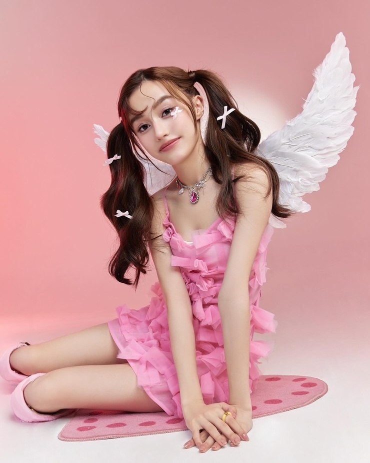 Picture of Moly Groves