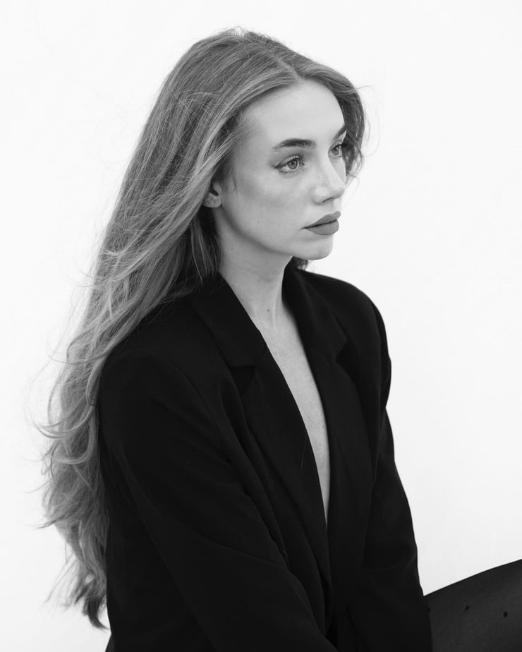 Ali Miller Ali Miller