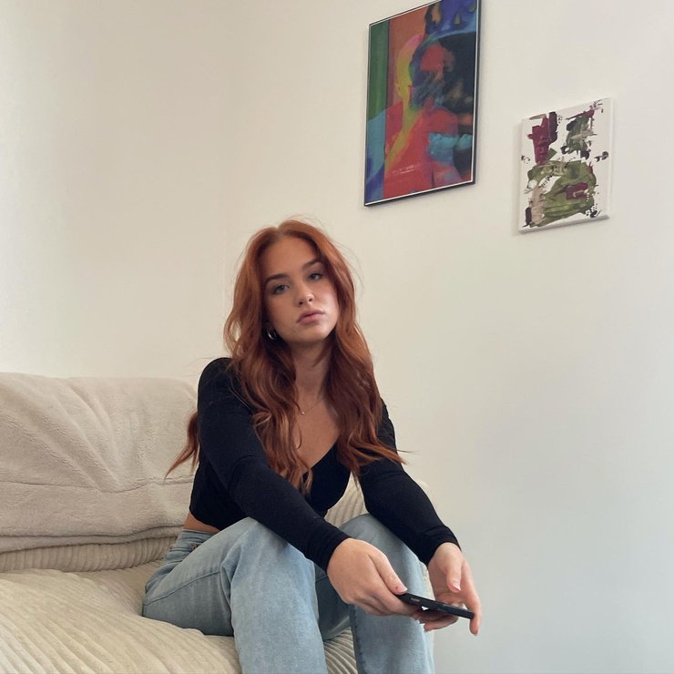 Julia Hatch