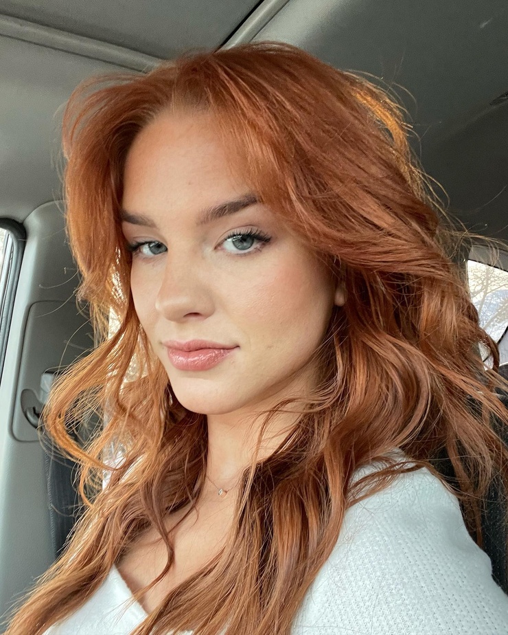 Julia Hatch