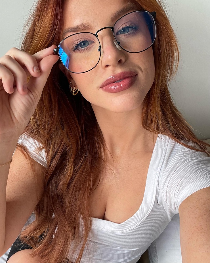 Julia Hatch