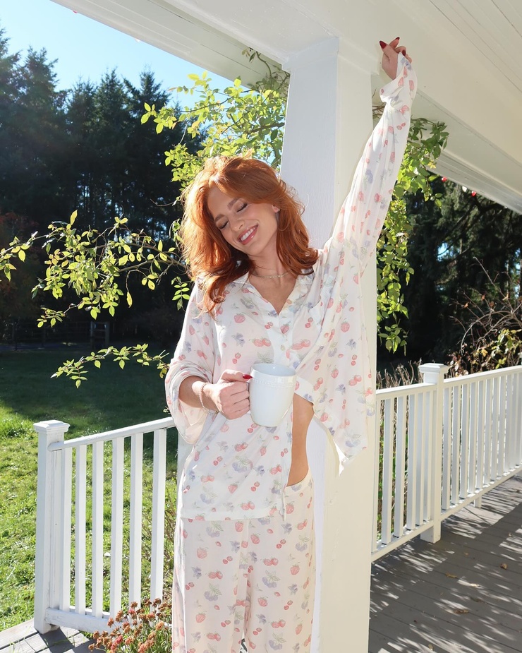 Julia Hatch