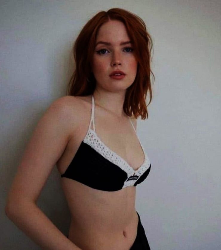 Ellie Bamber