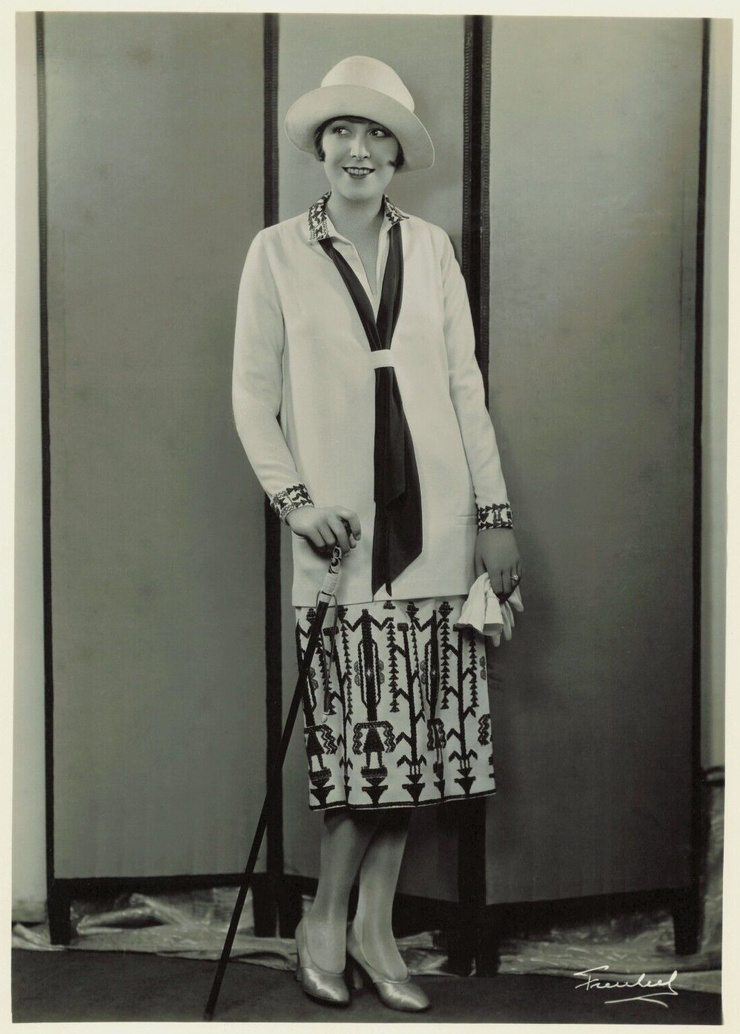 Lola Todd