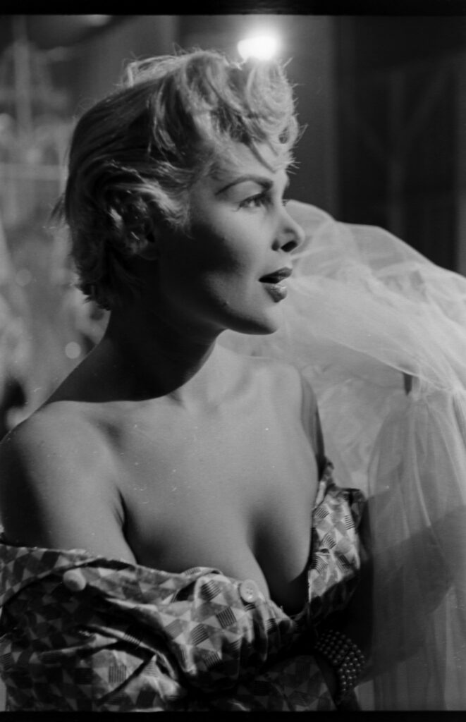 Gloria Pall