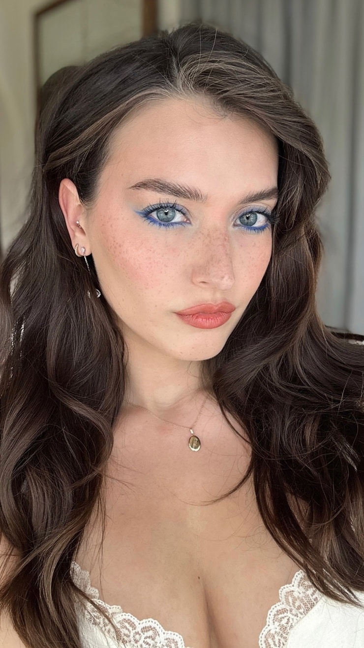 Jessica Clements