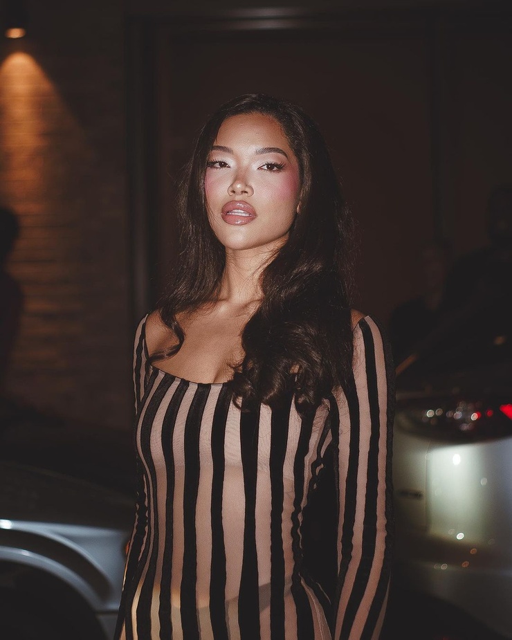Ming Lee Simmons