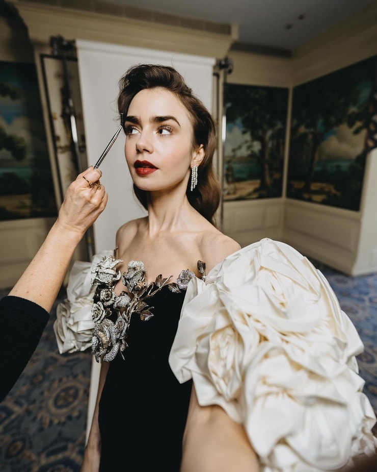 Lily Collins