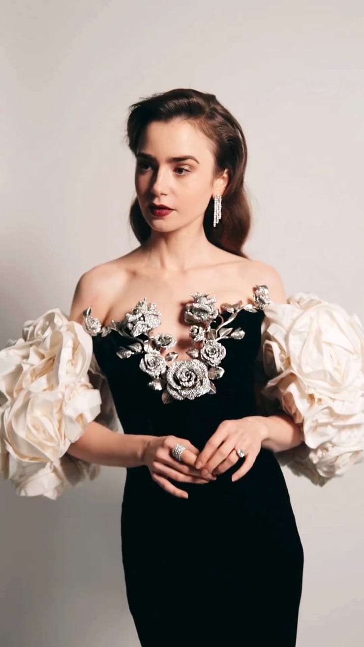 Lily Collins Lily Collins