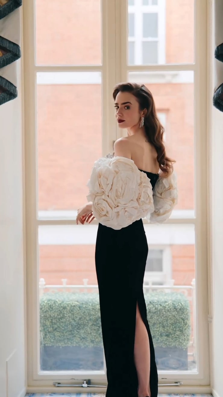 Lily Collins Lily Collins