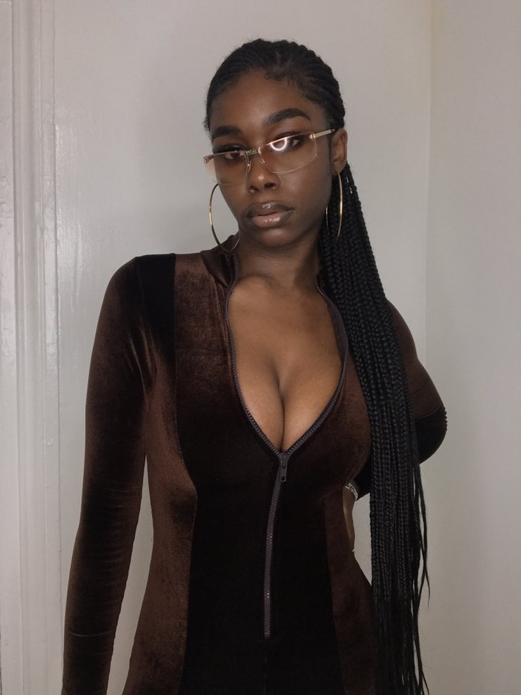Halle Cherry