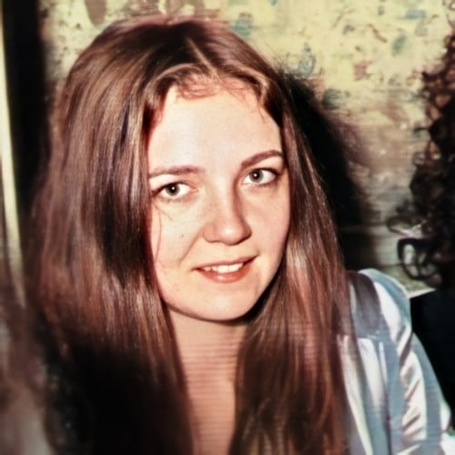 Chrissie May
