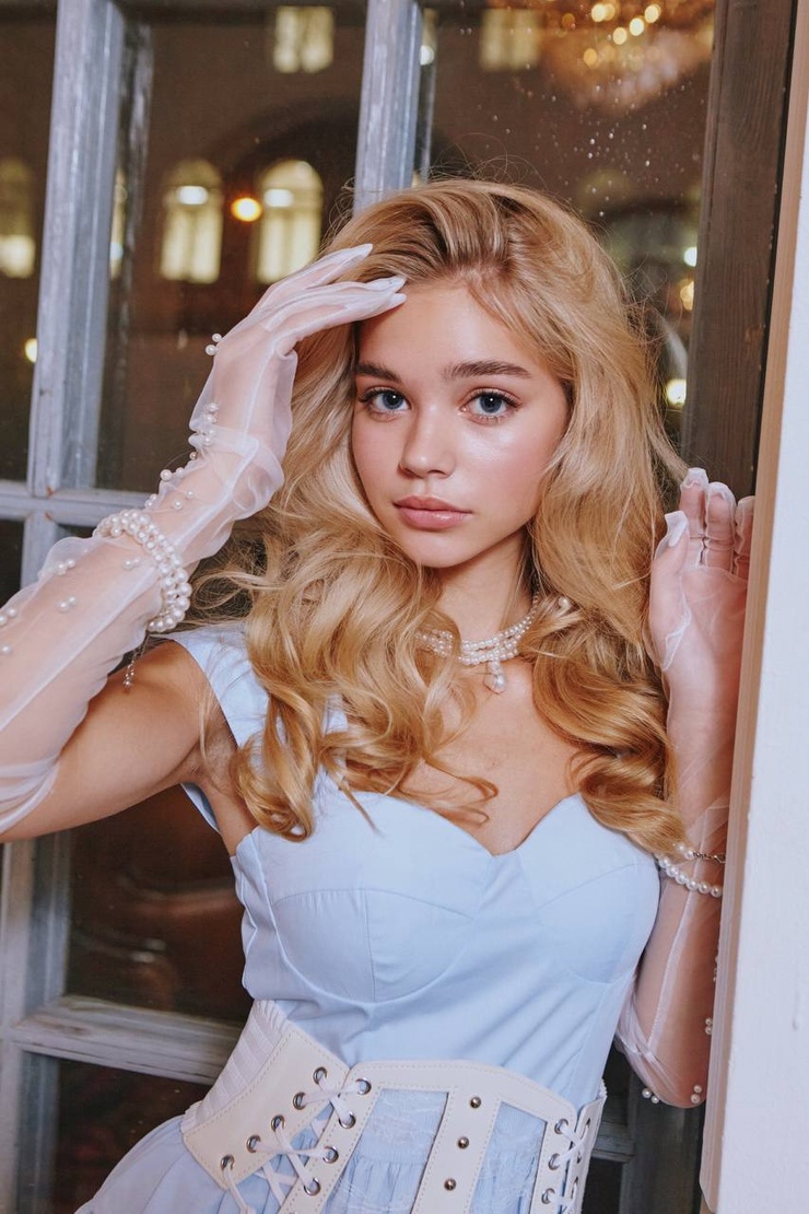 Picture Of Veronika Zhuravleva 740full Veronika Zhuravleva 