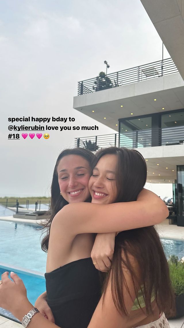 Lily Chee