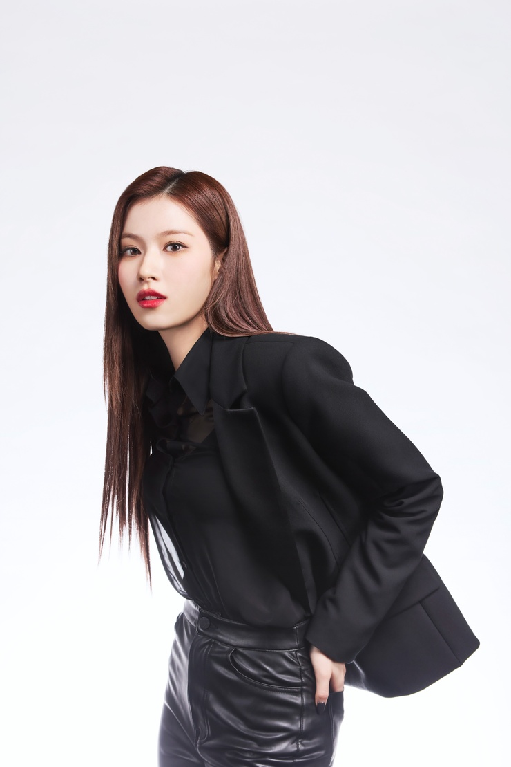 Minatozaki Sana