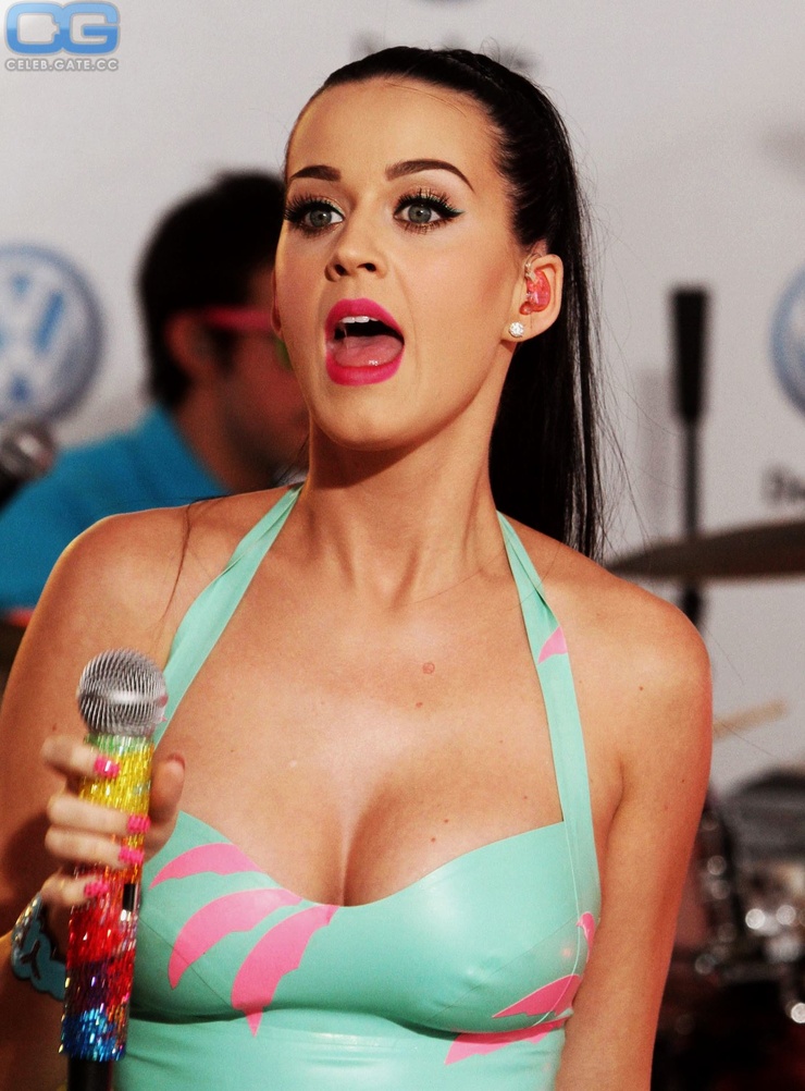 Katy Perry 8879