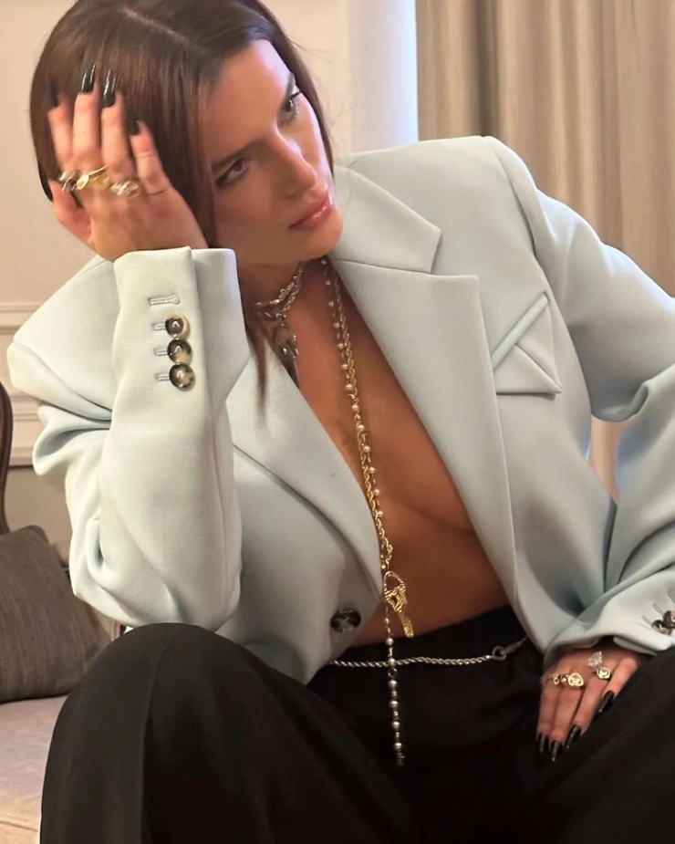 Bella Thorne