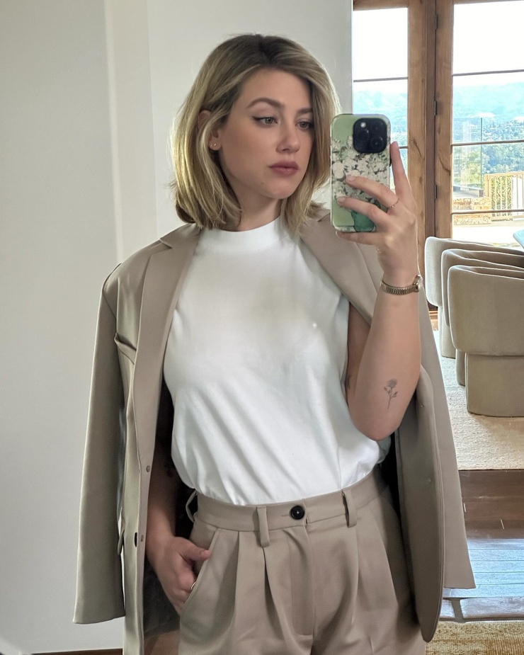 Lili Reinhart Lili Reinhart