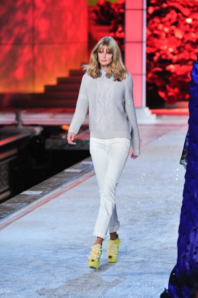 Julia Stegner Julia Stegner