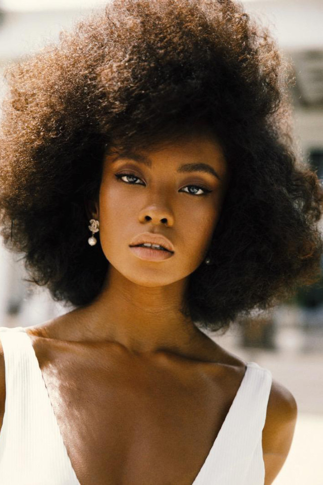 Picture of Alexa Lourdy