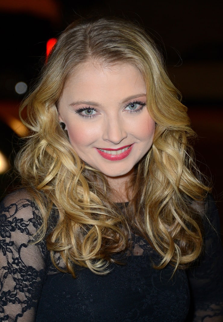 Elisabeth Harnois