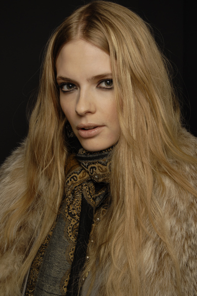 Julia Stegner Julia Stegner