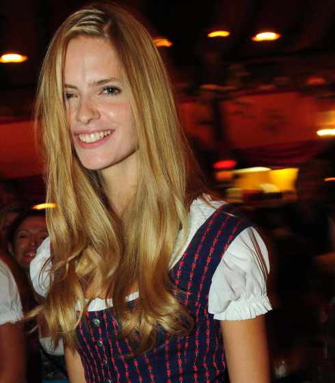 Julia Stegner Julia Stegner