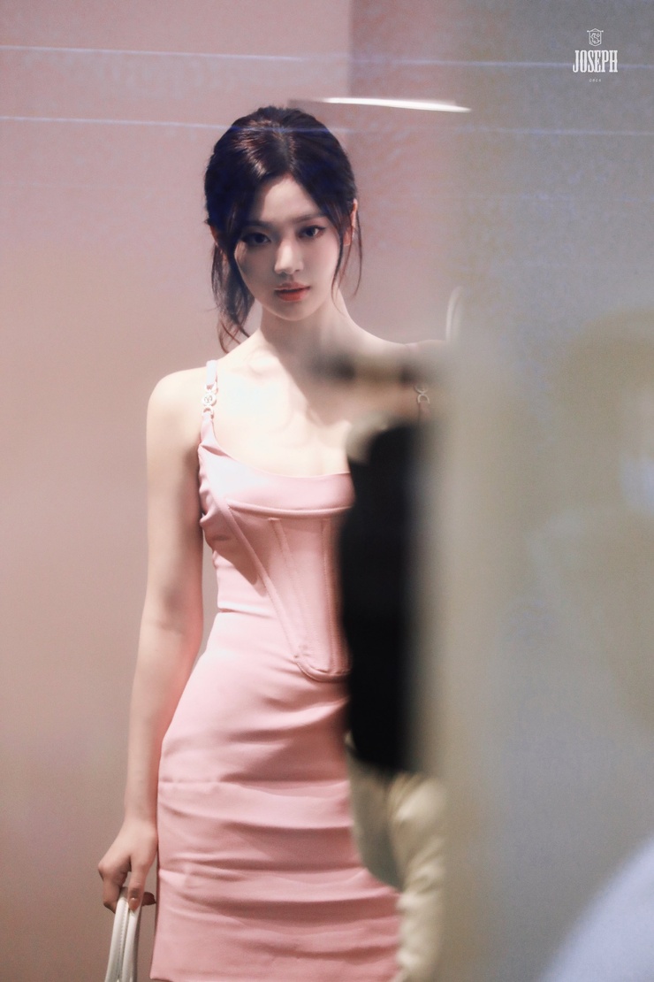 Yizhuo Ning