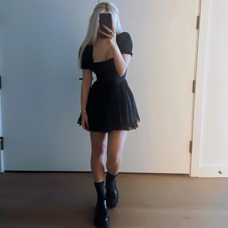 Ava Max