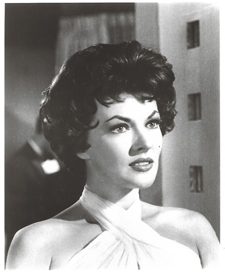 Paula Raymond